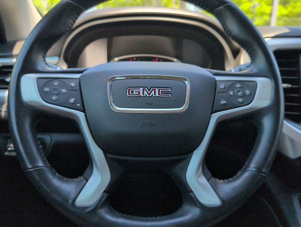 2022 GMC Acadia SLT