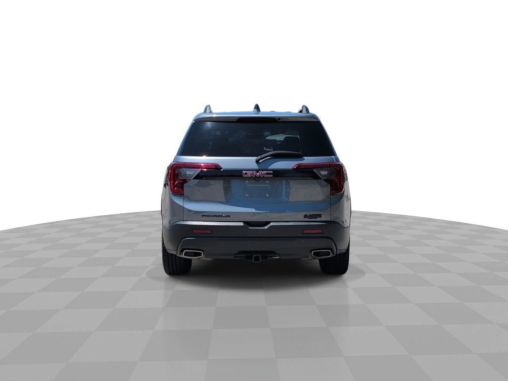 2022 GMC Acadia SLT