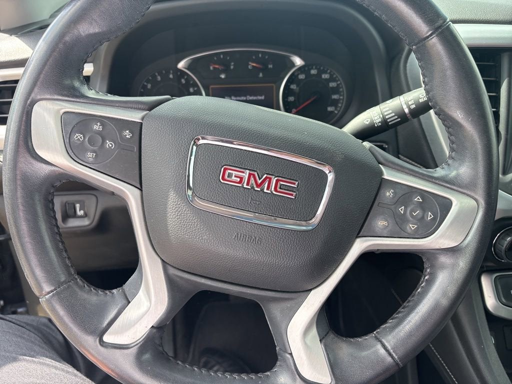 2021 GMC Acadia SLT