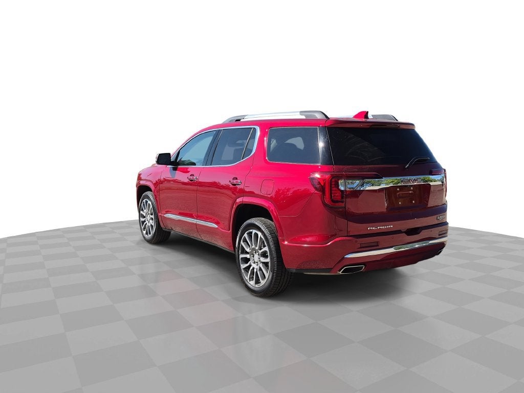 2023 GMC Acadia Denali