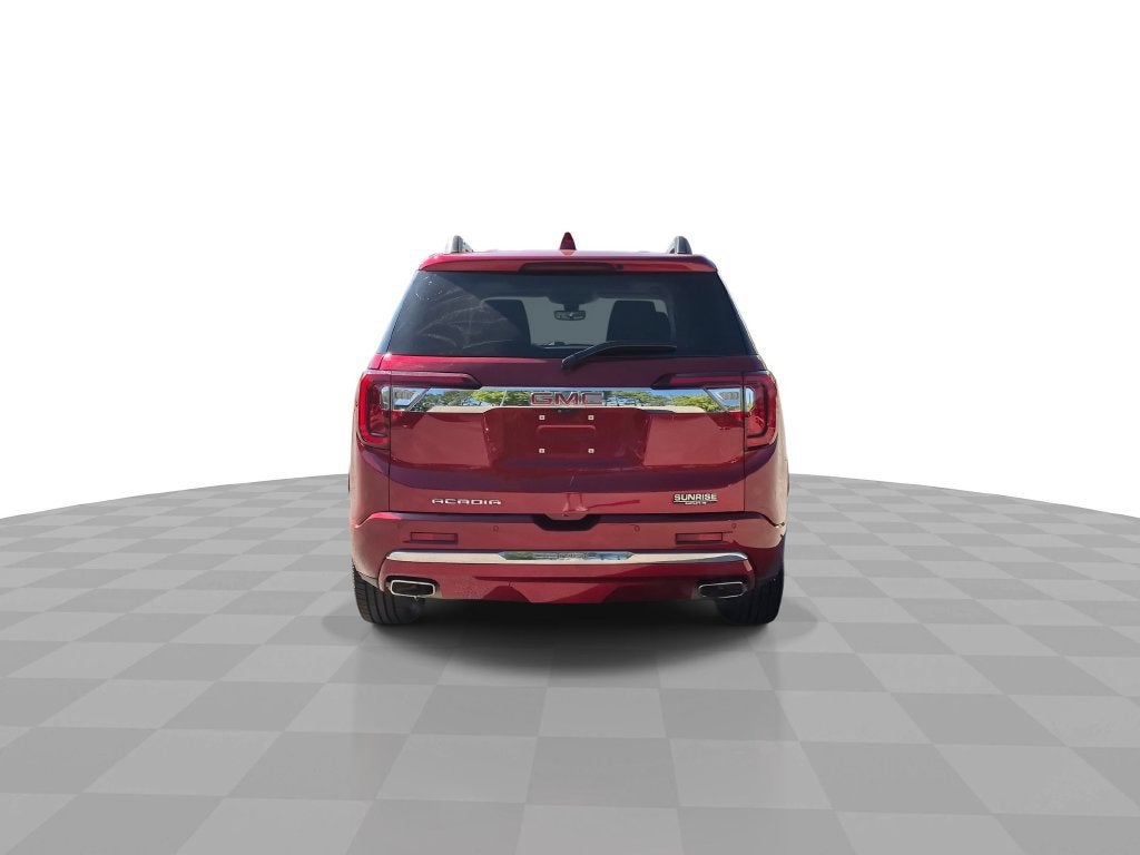 2023 GMC Acadia Denali