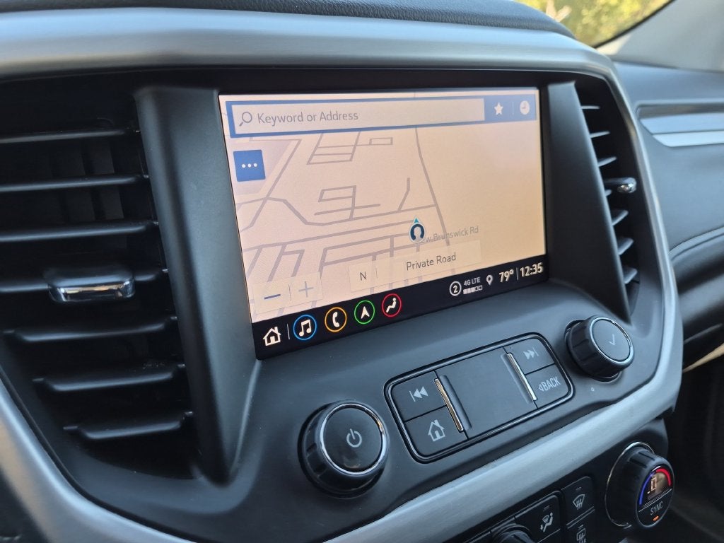 2023 GMC Acadia SLT