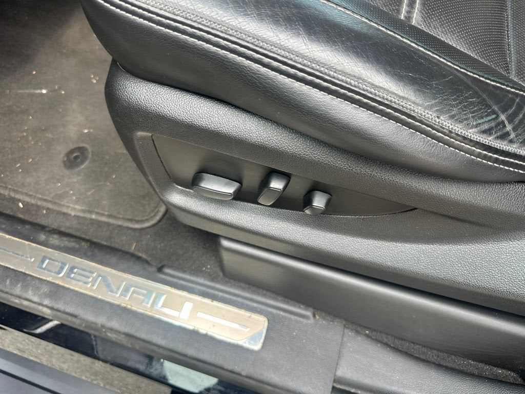 2020 GMC Yukon Denali