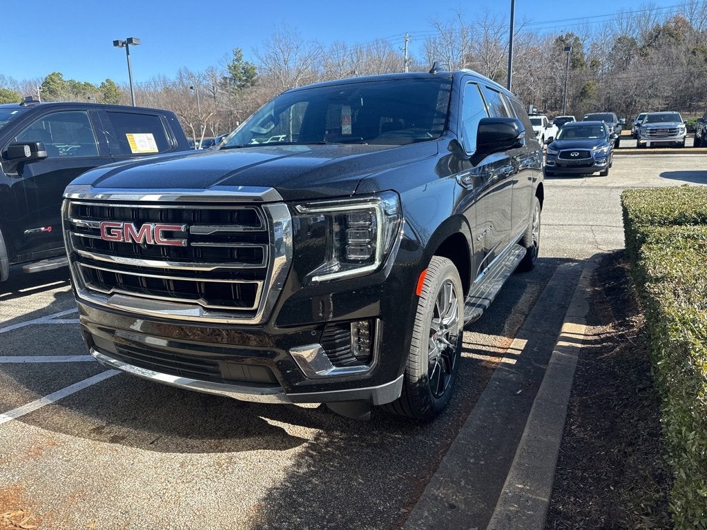 2023 GMC Yukon XL SLT
