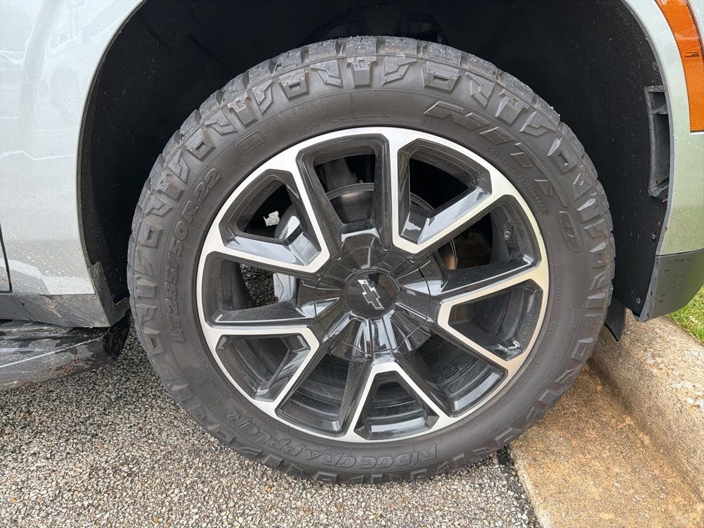 2025 Chevrolet Tahoe RST