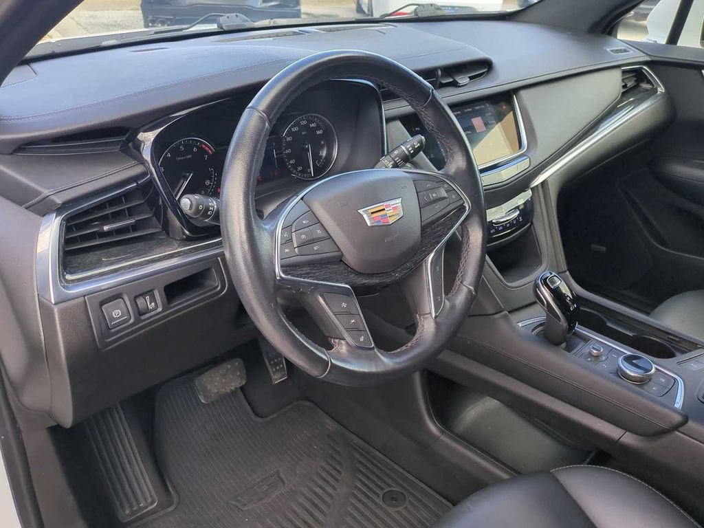 2022 Cadillac XT5 Premium Luxury