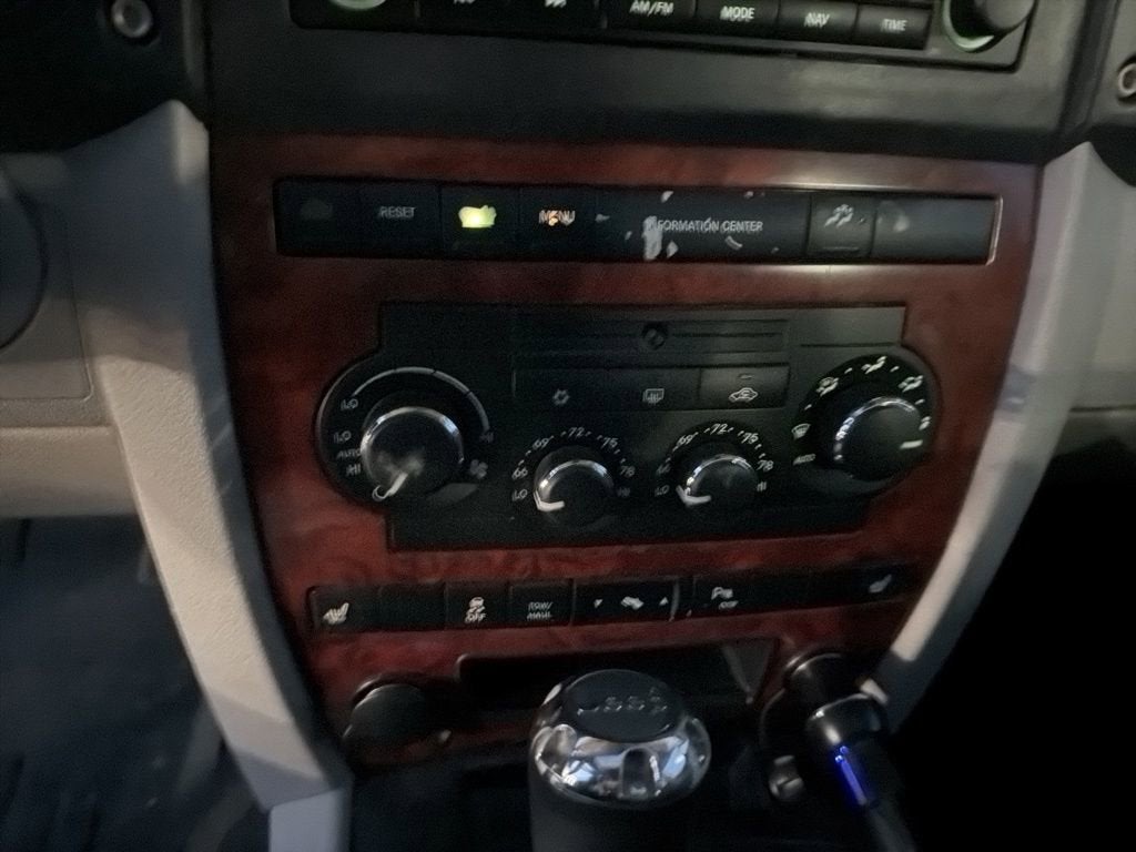 2007 Jeep Commander Limited