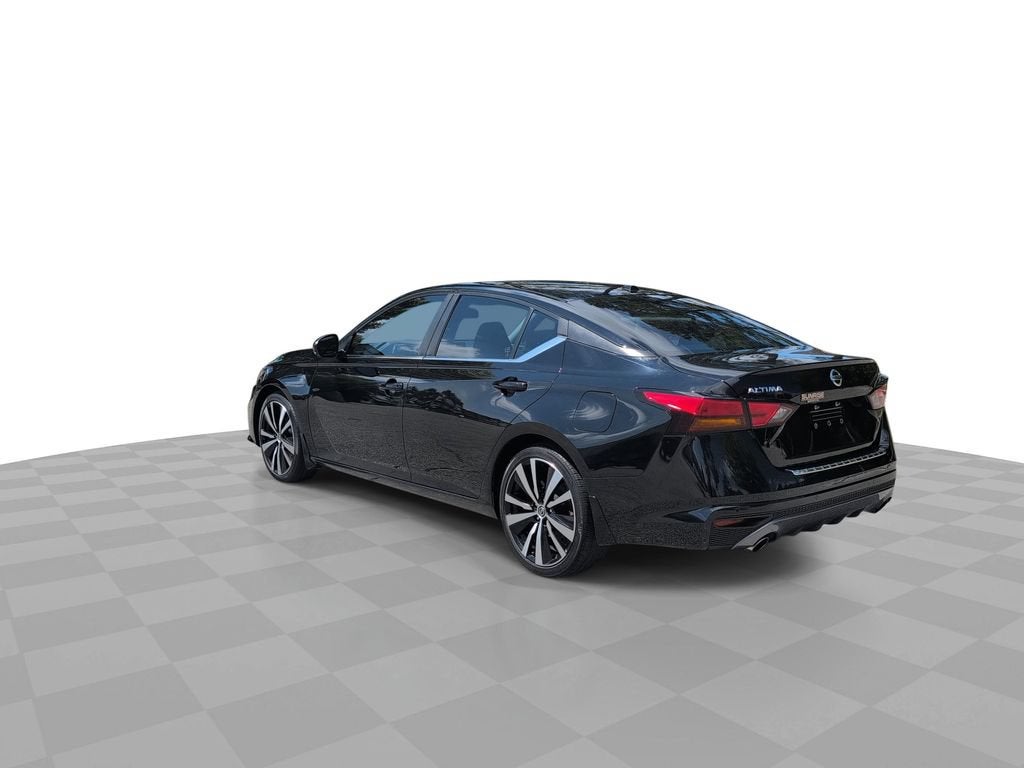 2021 Nissan Altima SR FWD