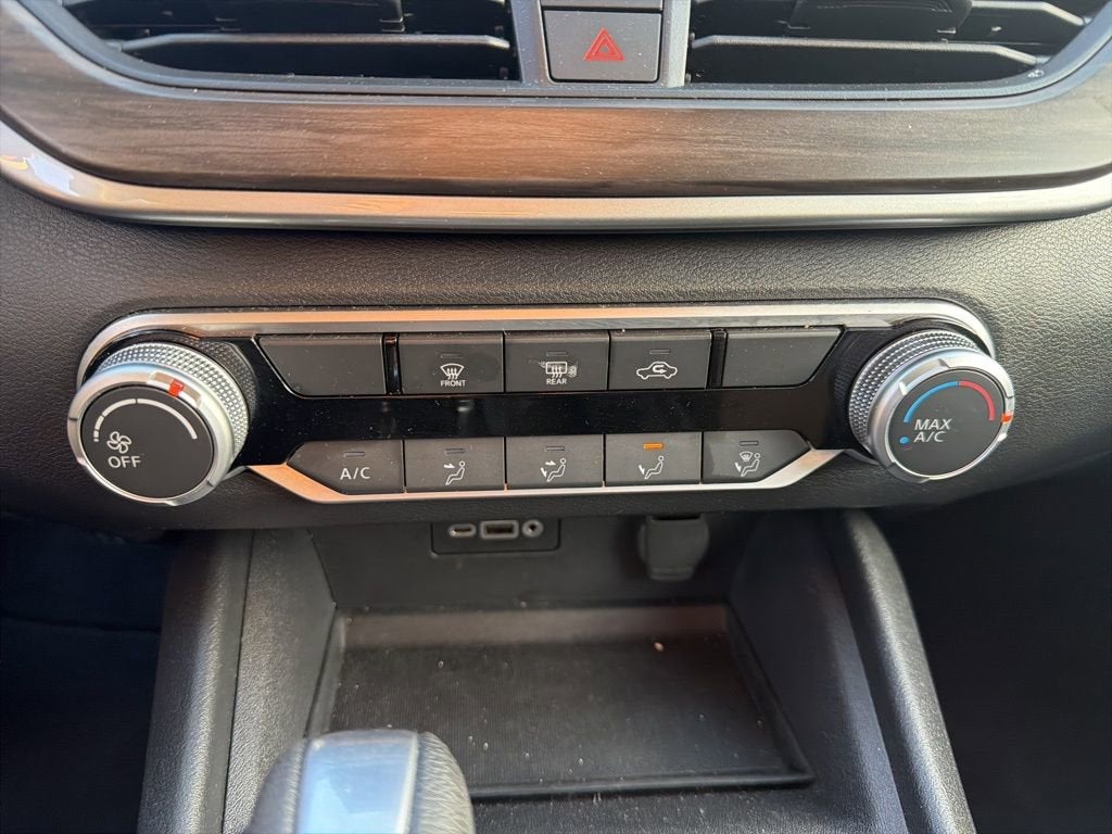 2025 Nissan Altima SV FWD