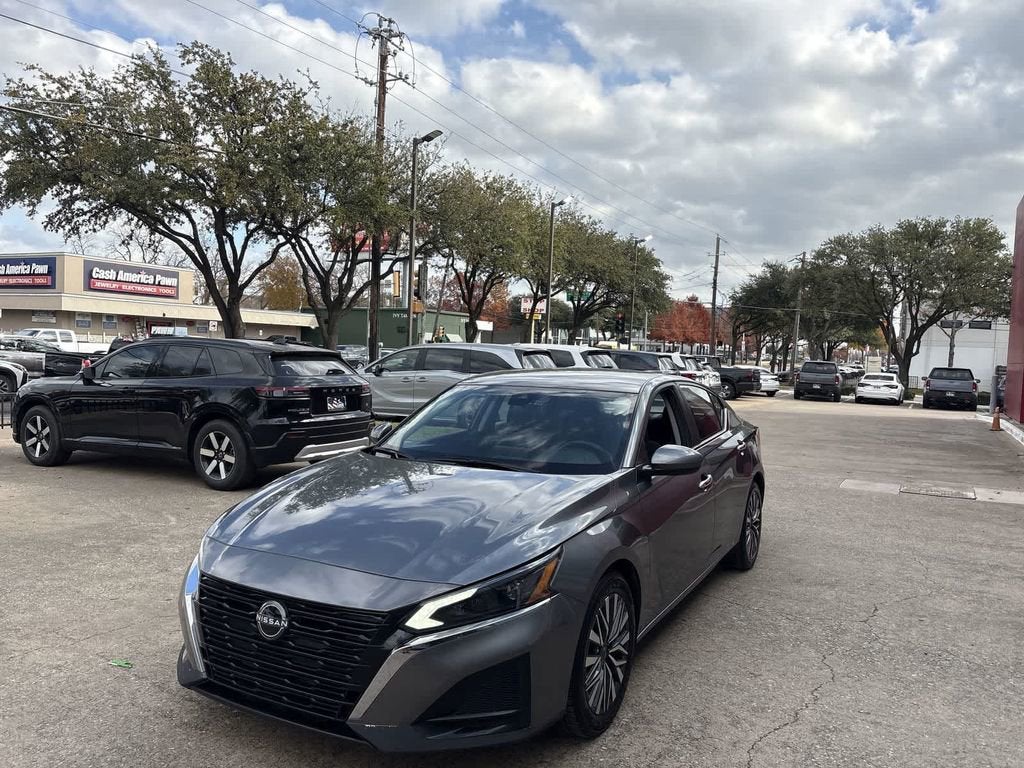 2023 Nissan Altima SV FWD