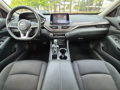 2024 Nissan Altima SV FWD