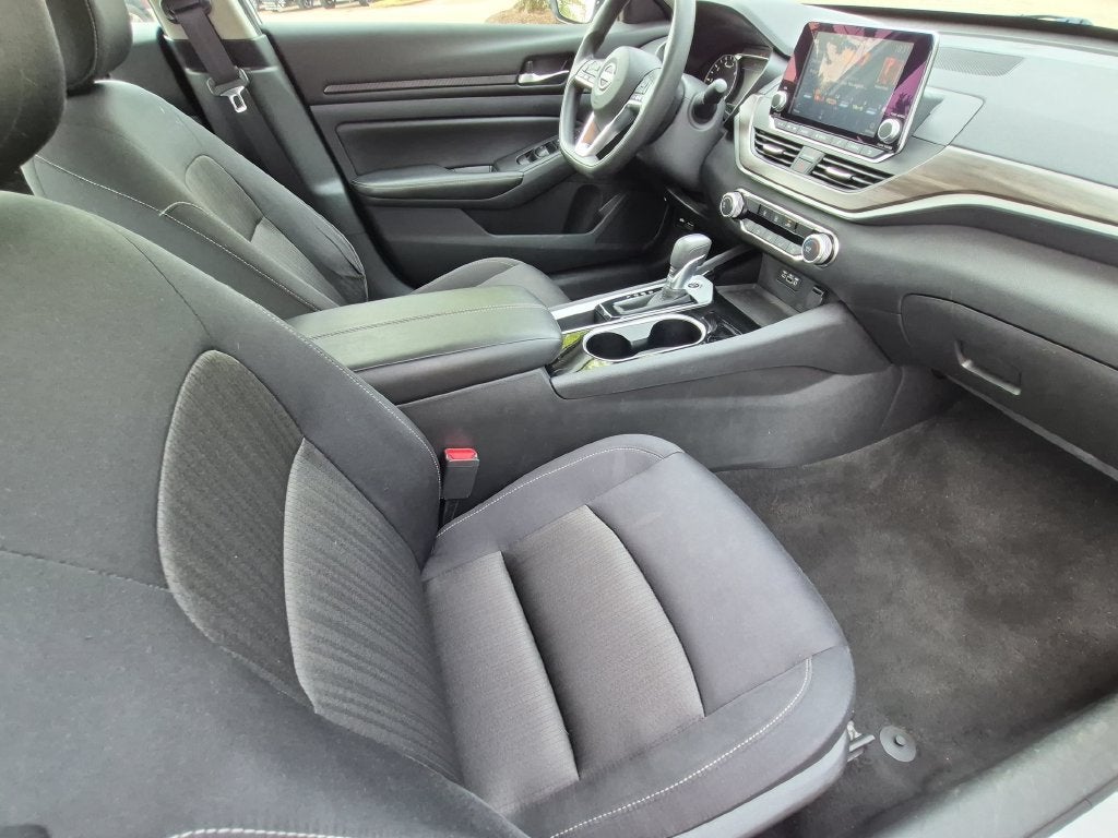 2024 Nissan Altima SV FWD