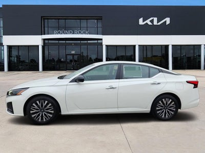2025 Nissan Altima SV FWD