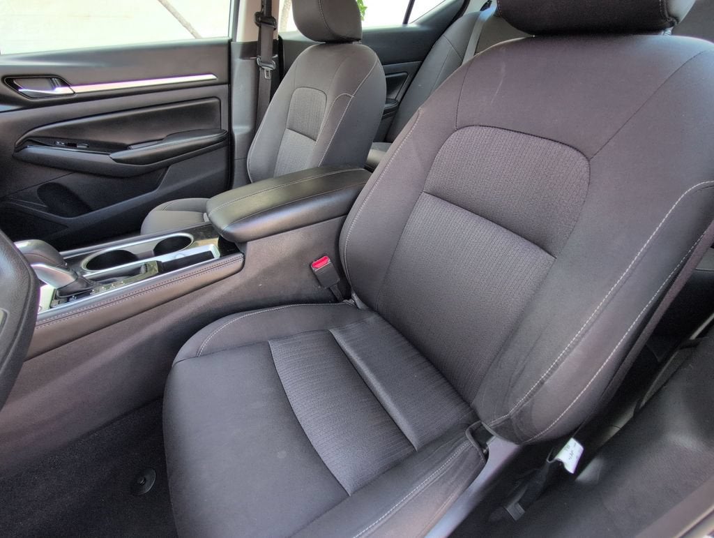 2023 Nissan Altima SV FWD
