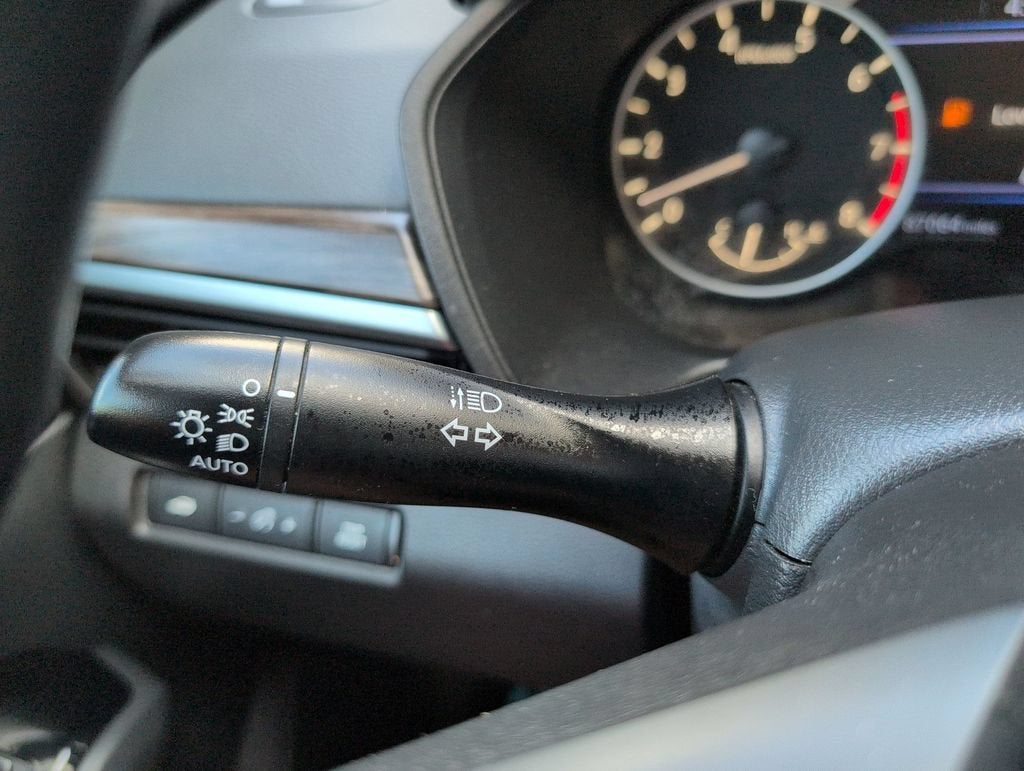 2023 Nissan Altima SV FWD