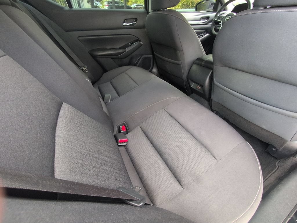 2021 Nissan Altima SV FWD