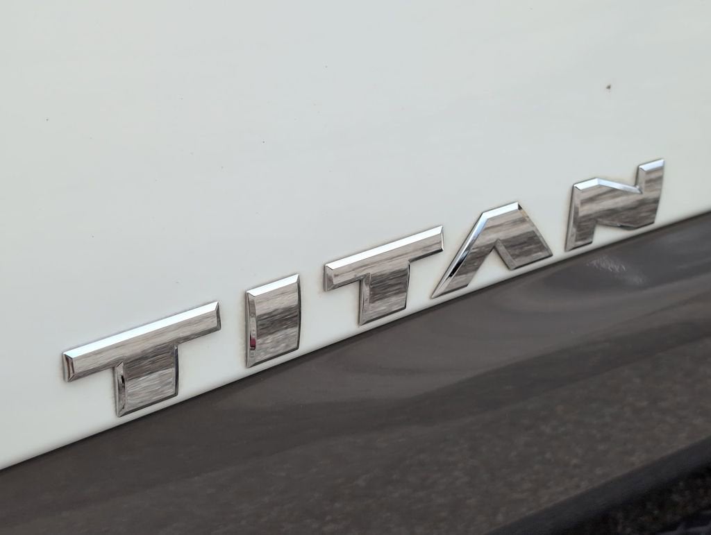 2017 Nissan TITAN Platinum Reserve