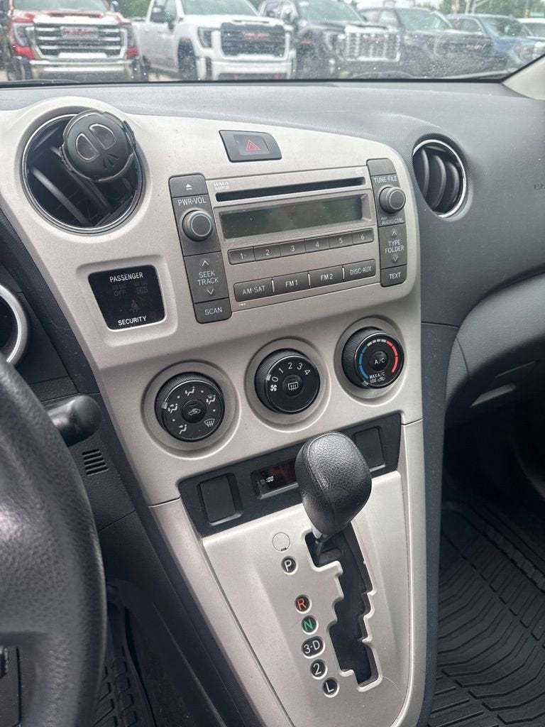 2010 Toyota Matrix BASE