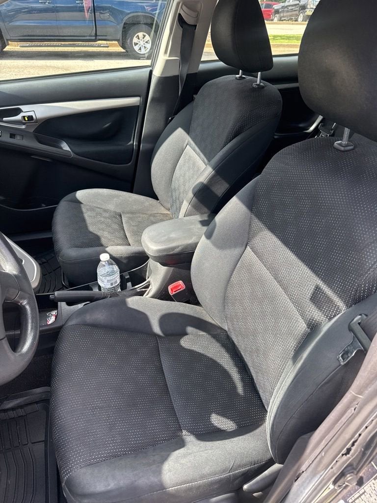 2010 Toyota Matrix BASE