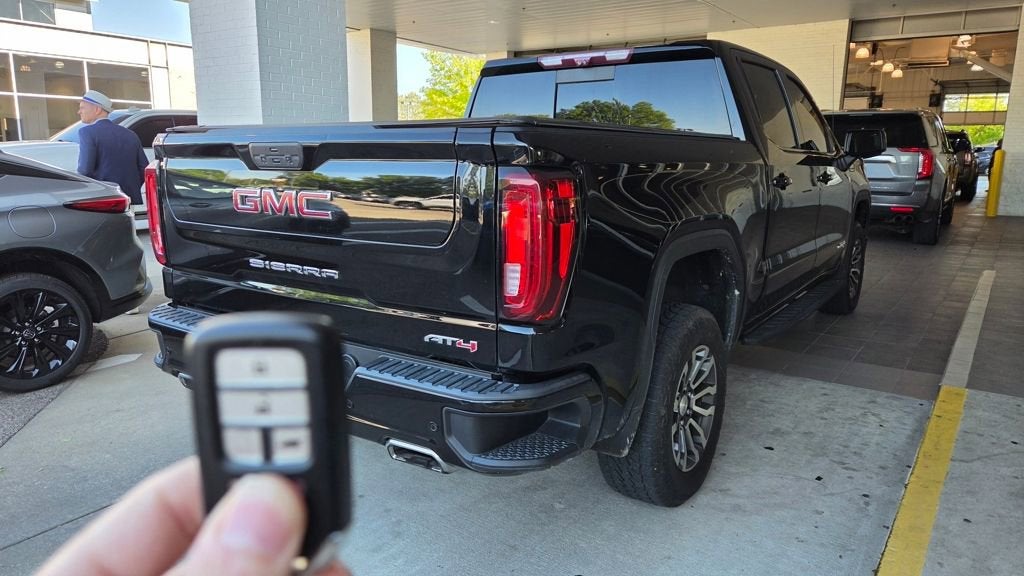 2021 GMC Sierra 1500 AT4