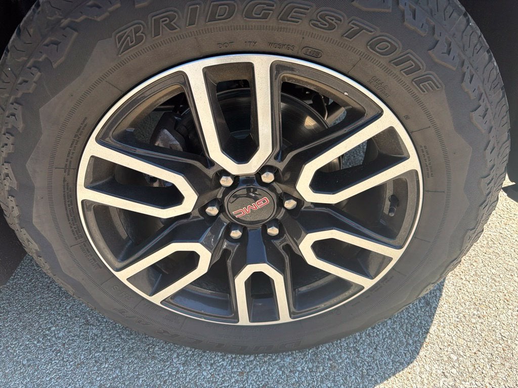 2025 GMC Sierra 1500 AT4
