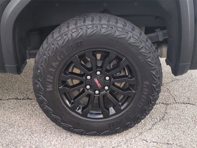 2023 GMC Sierra 1500 AT4X