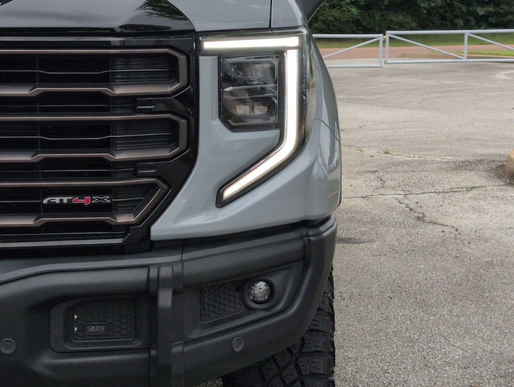 2024 GMC Sierra 1500 AT4X