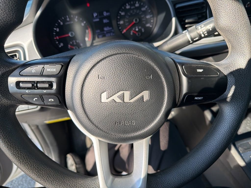 2023 Kia Rio LX