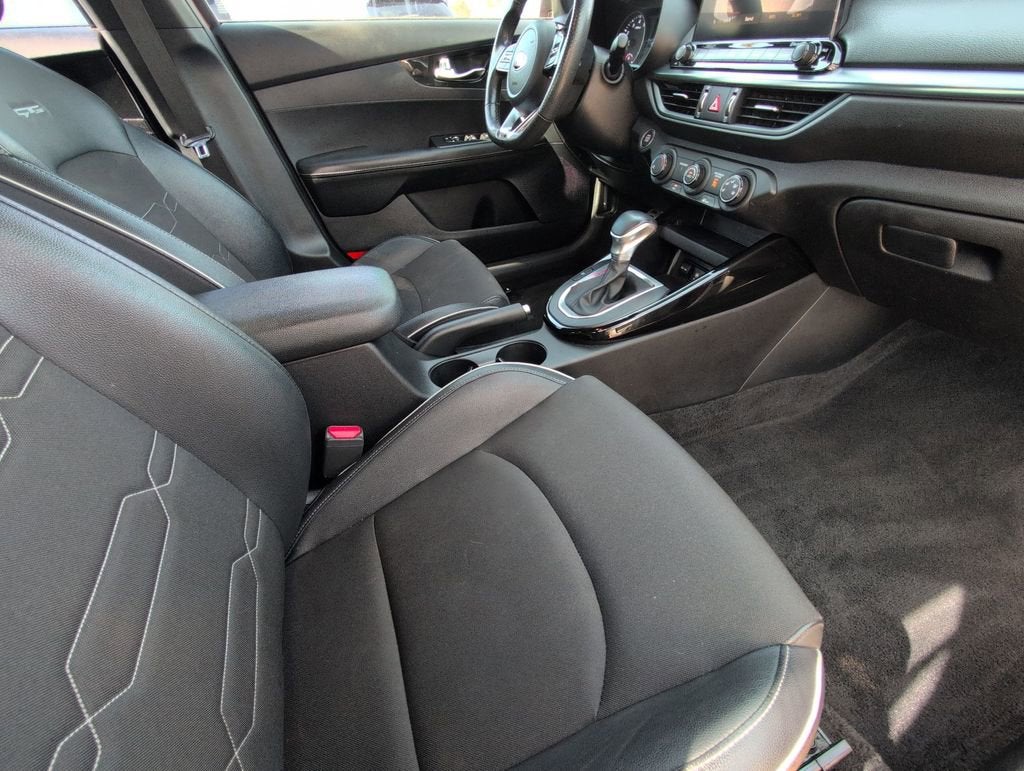 2020 Kia Forte GT-Line