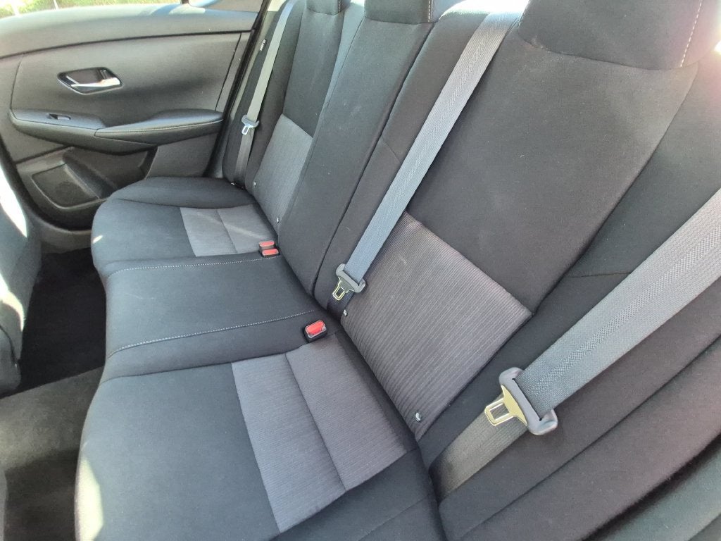 2023 Nissan Sentra SV Xtronic CVT