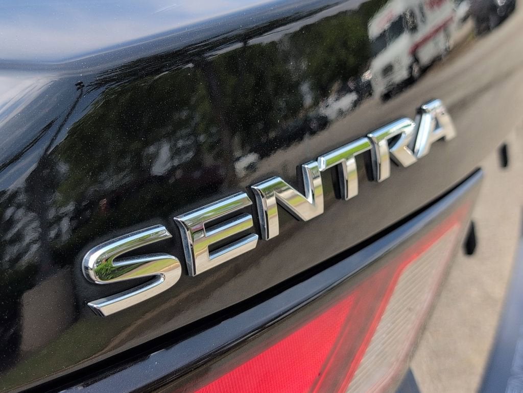 2022 Nissan Sentra SV Xtronic CVT