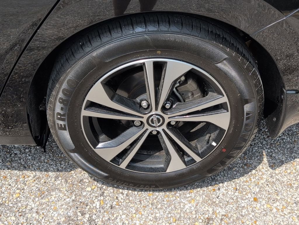 2022 Nissan Sentra SV Xtronic CVT