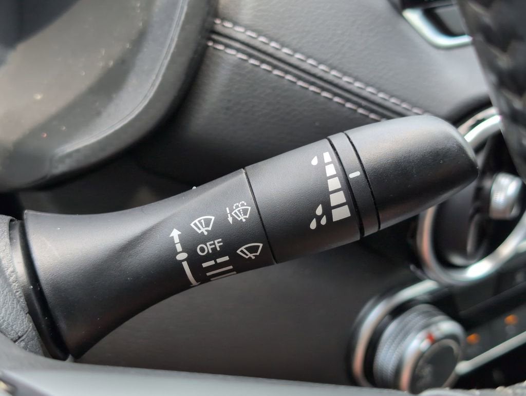 2022 Nissan Sentra SV Xtronic CVT