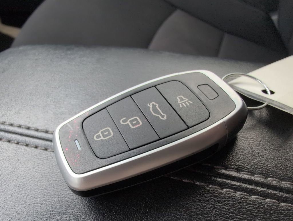 2022 Nissan Sentra SV Xtronic CVT