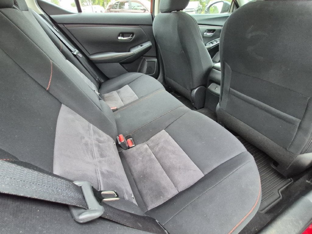 2024 Nissan Sentra SR Xtronic CVT