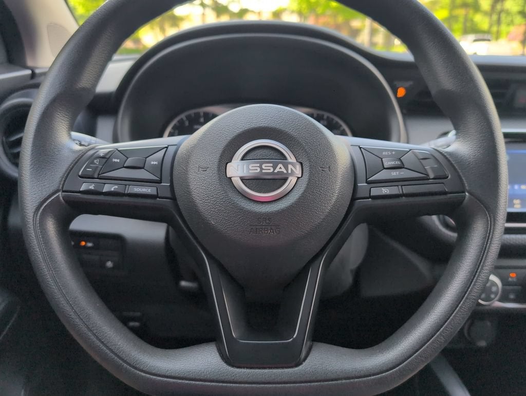 2024 Nissan Kicks S Xtronic CVT