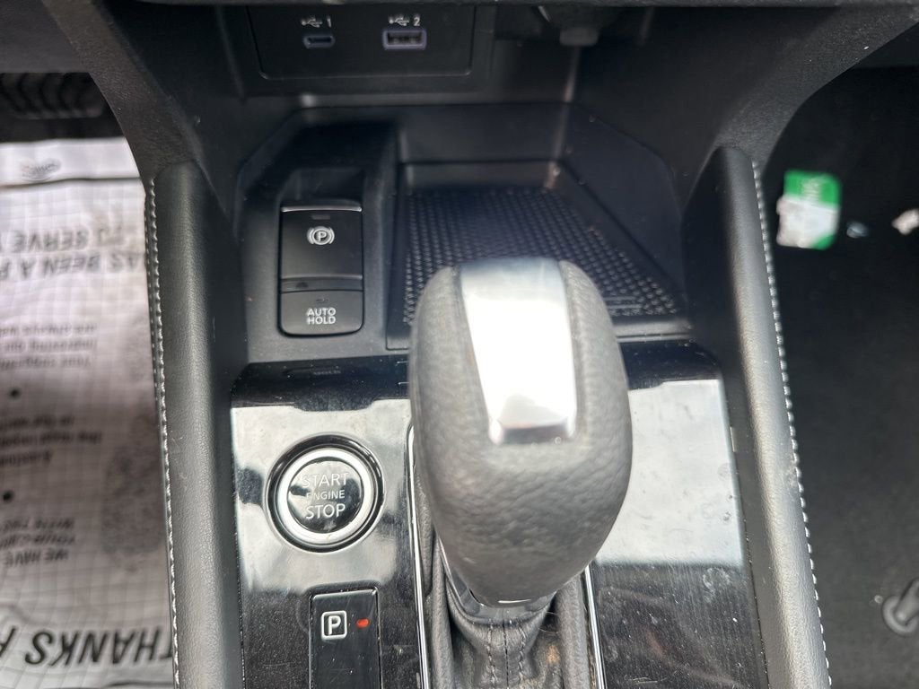 2023 Nissan Kicks SR Xtronic CVT