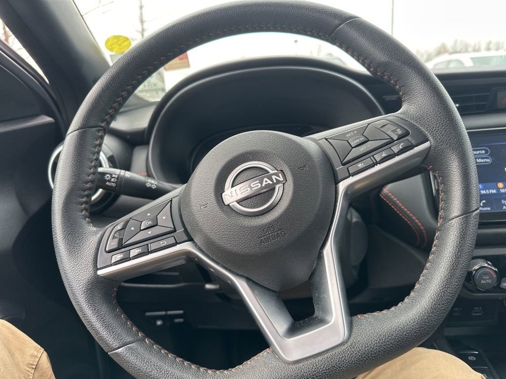 2023 Nissan Kicks SR Xtronic CVT