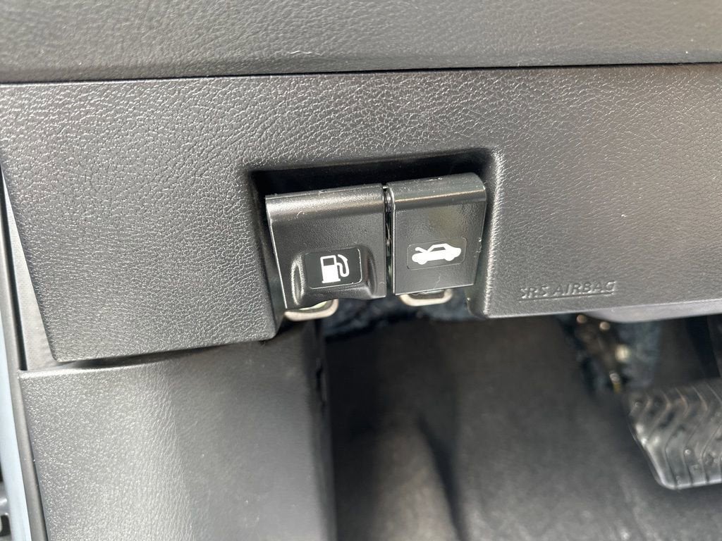 2023 Nissan Kicks SR Xtronic CVT