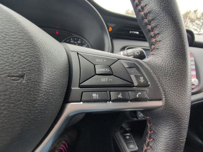 2023 Nissan Kicks SR Xtronic CVT