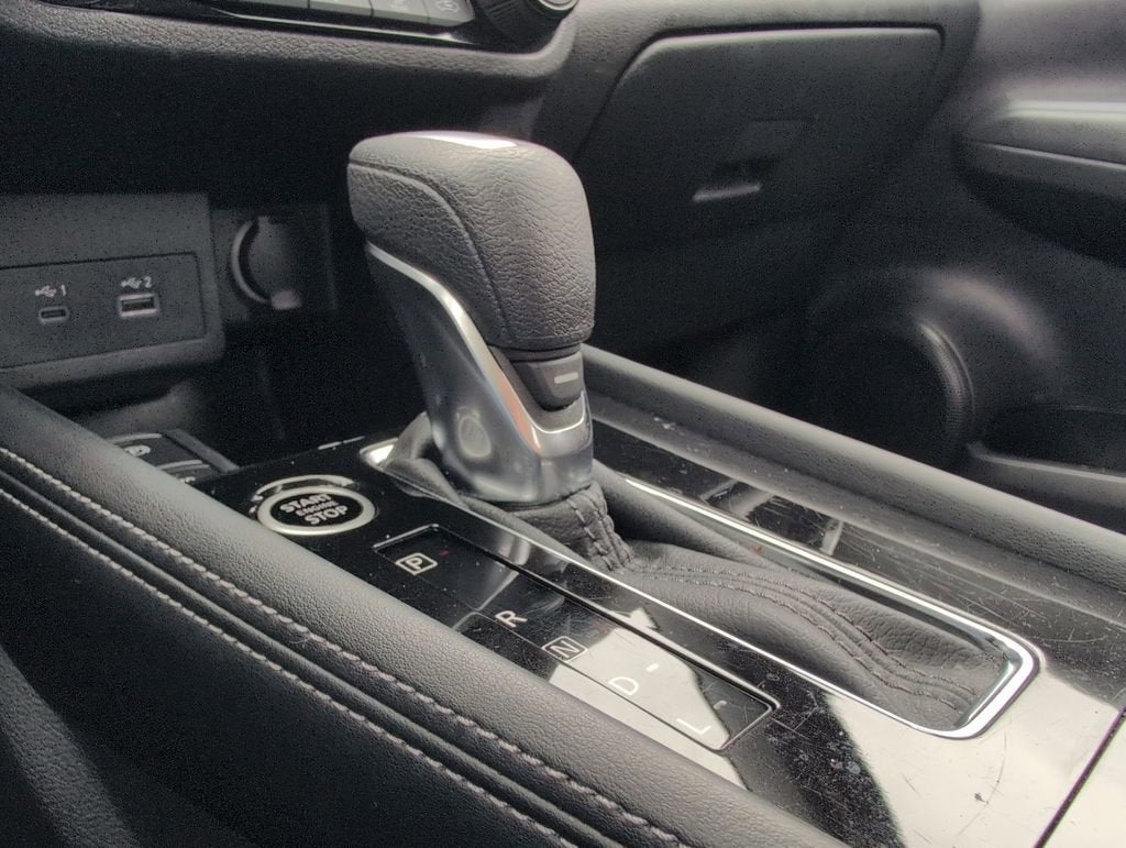 2023 Nissan Kicks SR Xtronic CVT