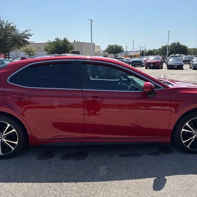 2019 Toyota Camry SE