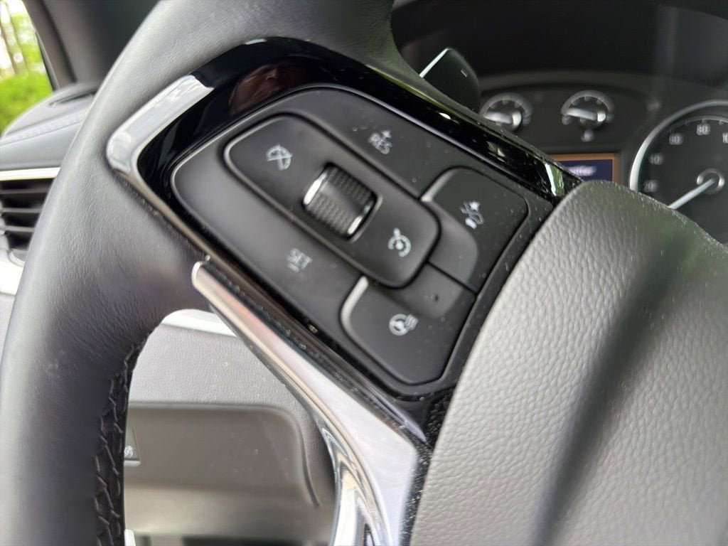 2022 Buick Enclave Essence