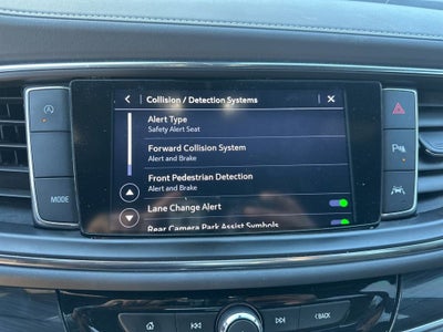 2022 Buick Enclave Essence