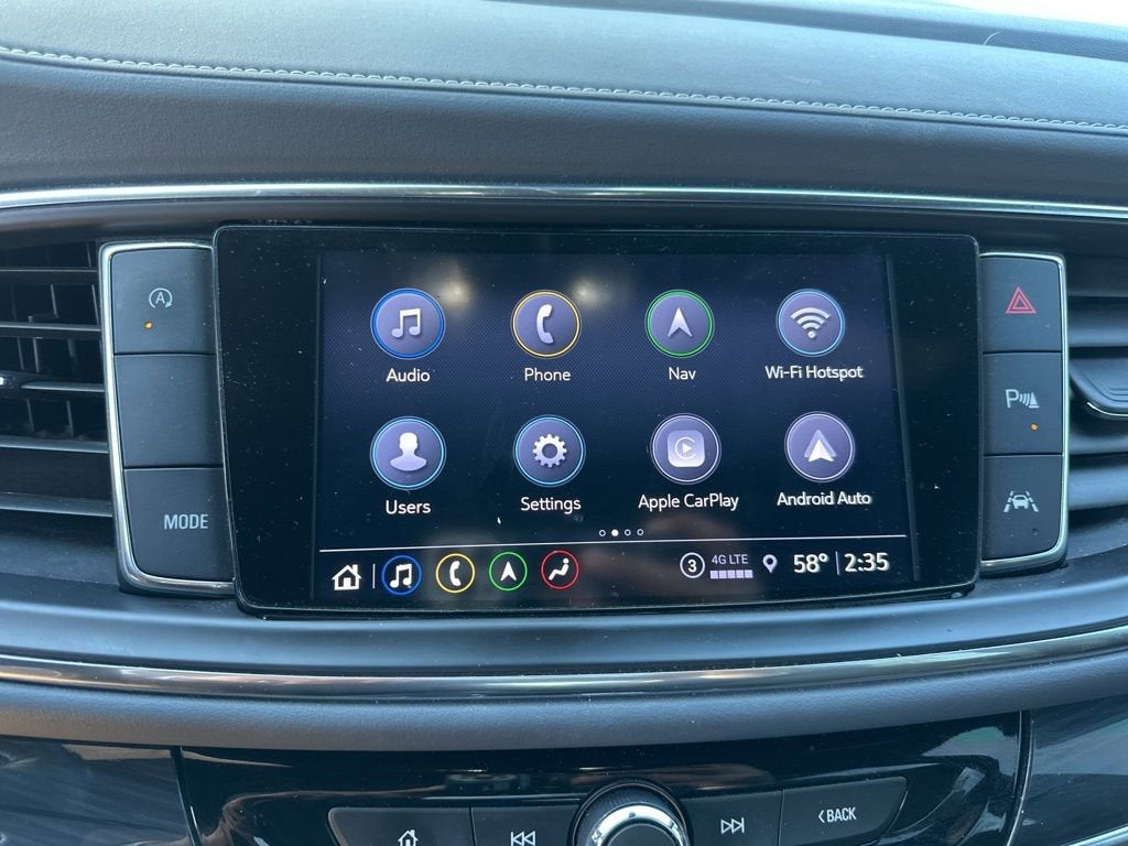 2022 Buick Enclave Essence