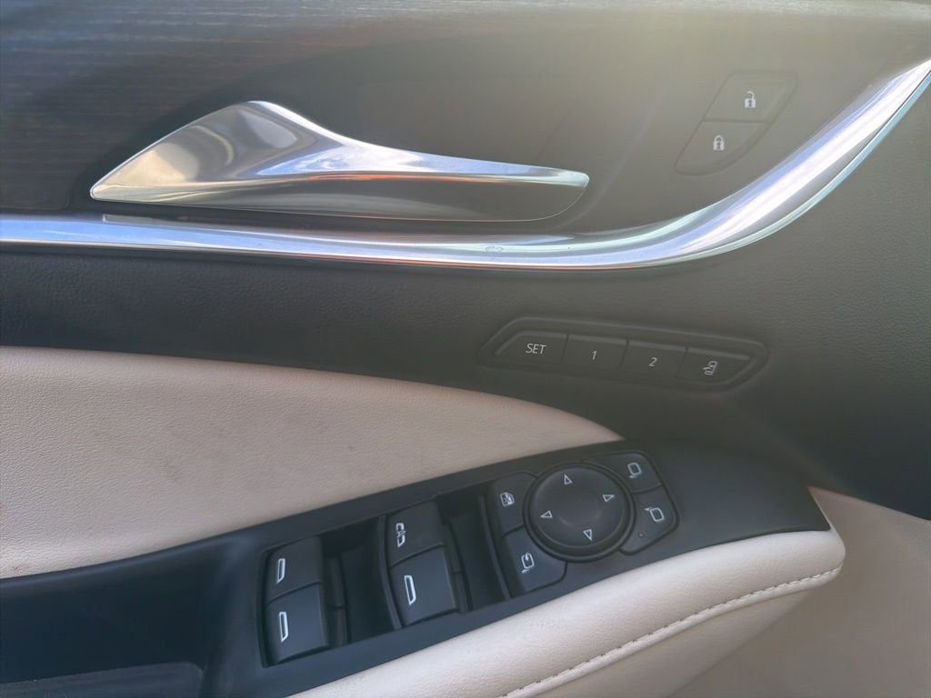 2022 Buick Enclave Avenir