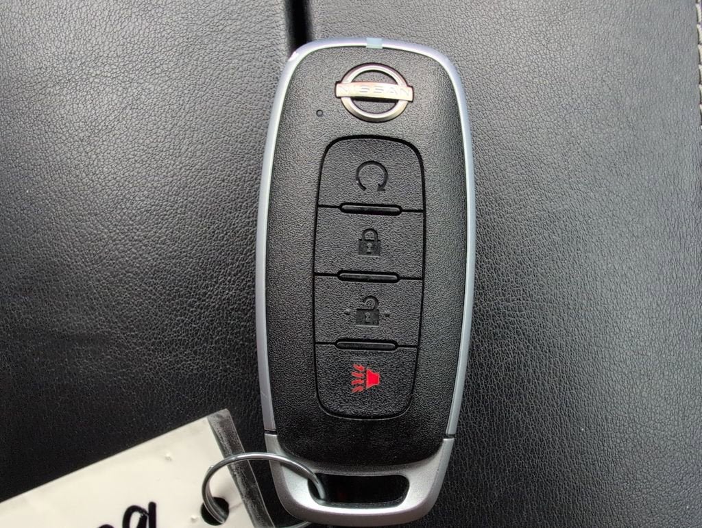 2023 Nissan Rogue SV FWD