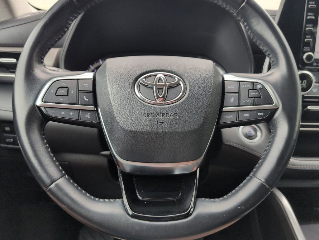 2021 Toyota Highlander LE