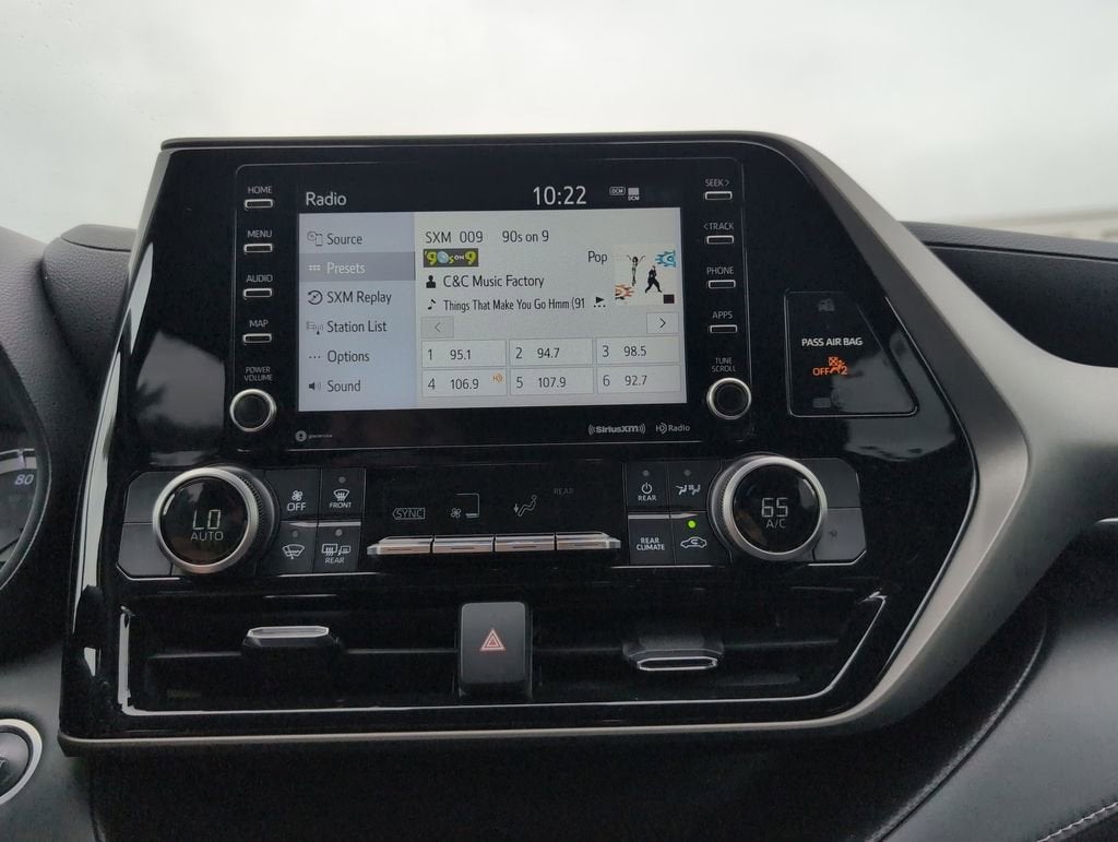 2021 Toyota Highlander LE