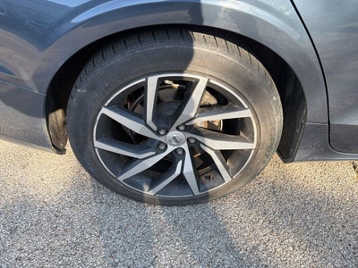2020 Volvo S60 T5 Momentum